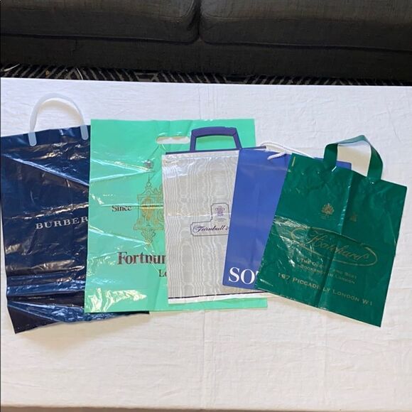 LOT OF 5 London Shopping Bags - Picture 1 of 6